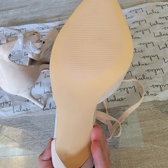 New Lulus natural color Wylenn heels 6.5 - Picture 6 of 16
